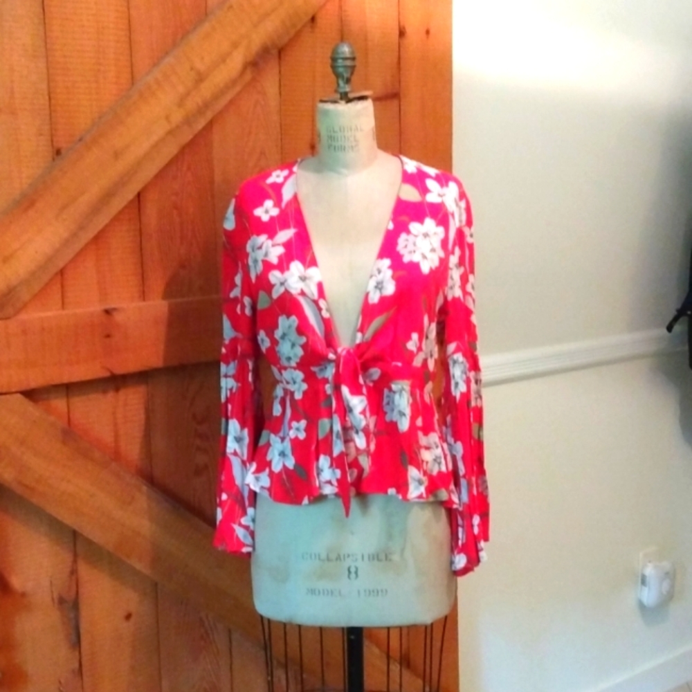 Blouse floural print medium front tie with buttons